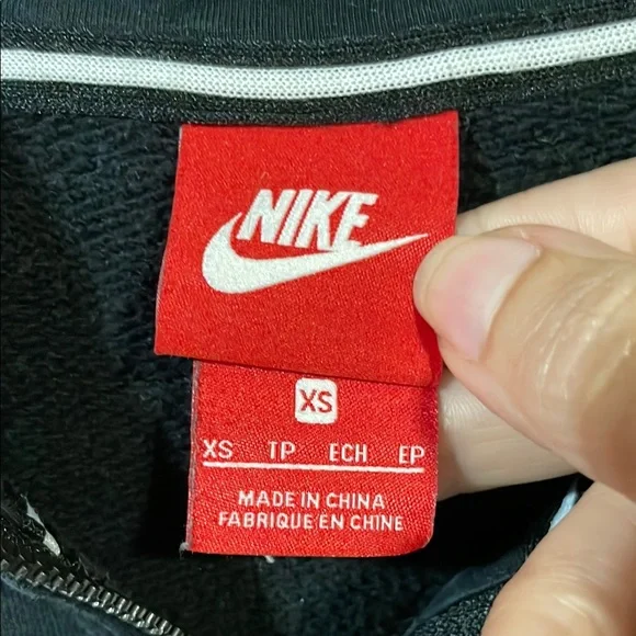 Nike tech fleece full-zip Black Hoodie Jacket - Picture 2 of 3